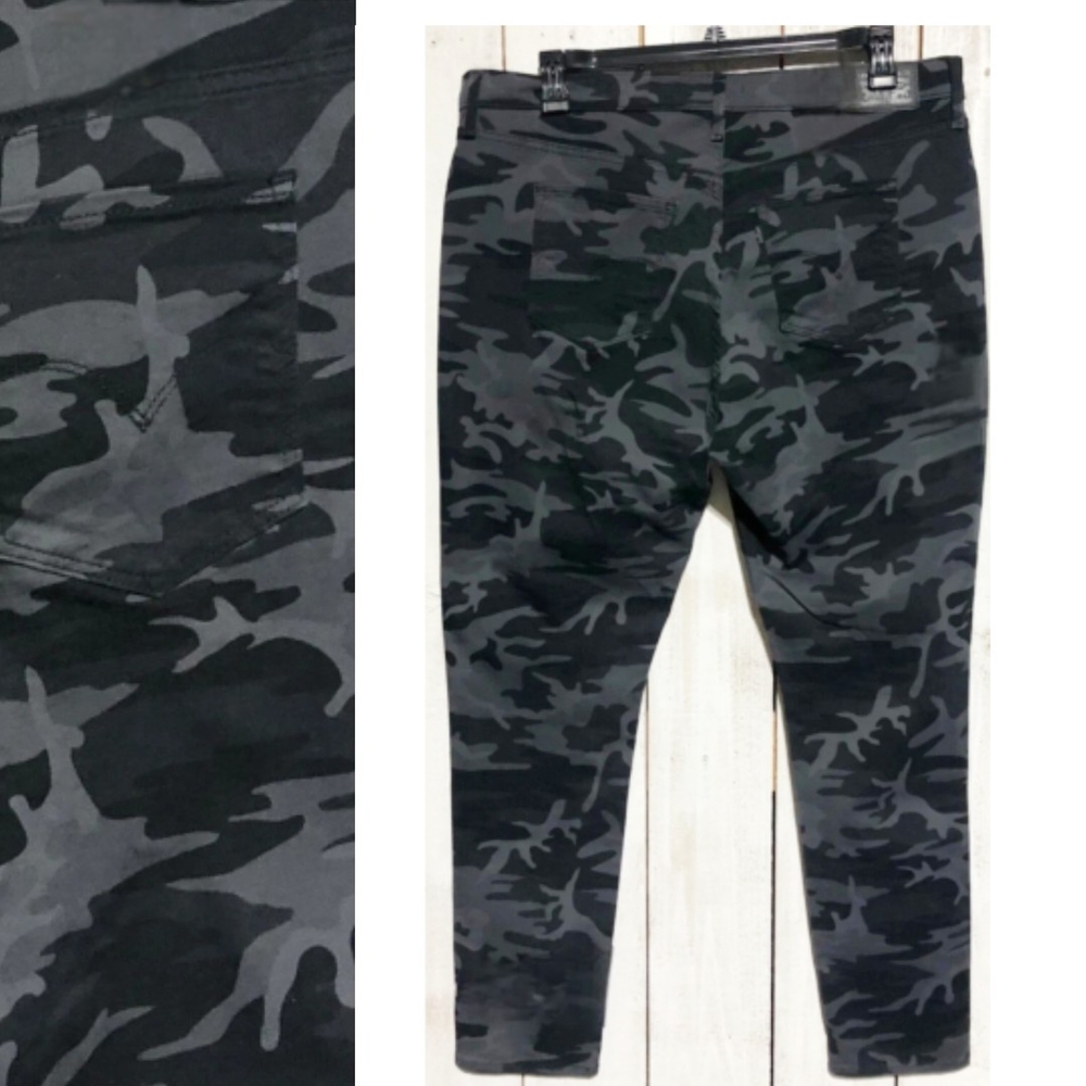 🍂 Levi's Women's Skinny Jeans - Black Camo